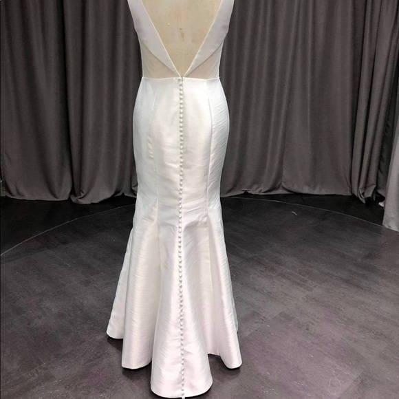 Custom made hand painted wedding dress - Picture 7 of 9